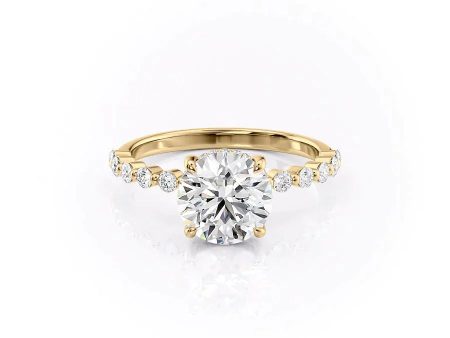 The Khloe Set With A 4.5 Carat Round Moissanite Sale